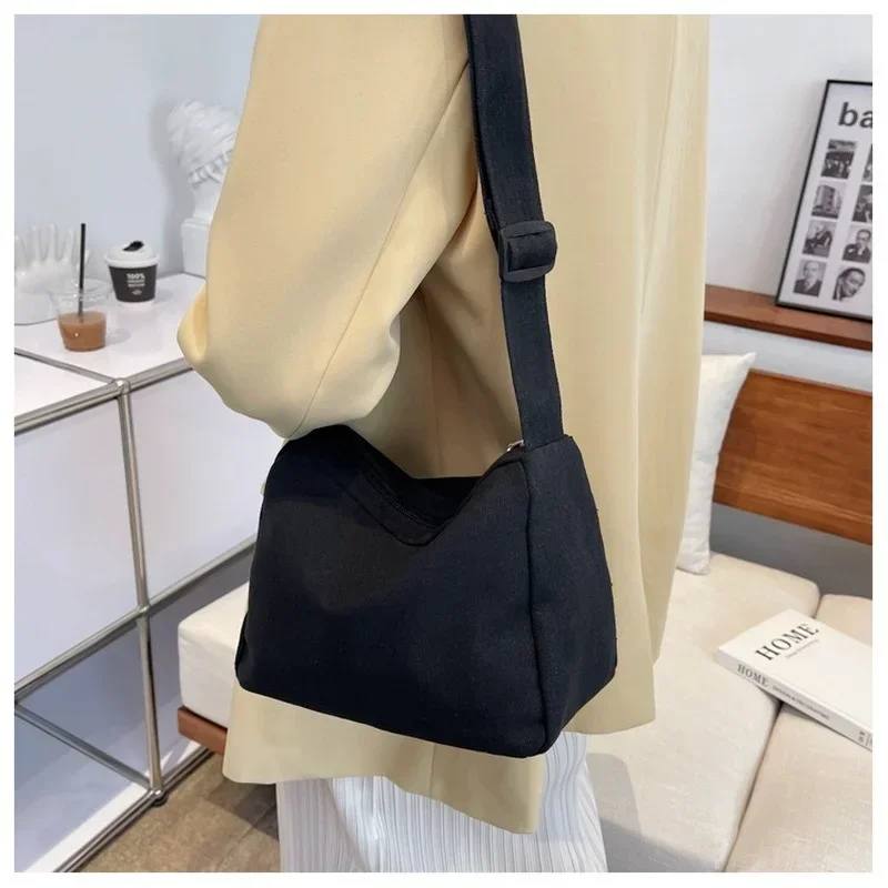 Сумка через плечо большой емкости в японском стиле 2023 Новая женская модная простая сумка Commuter Messenger Tote Canvas Изображение 1