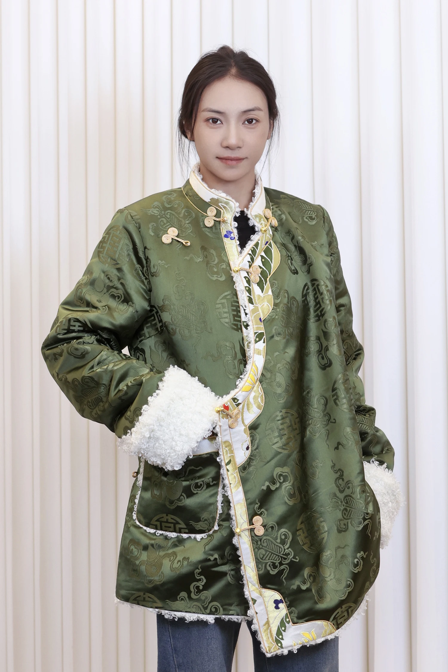  Зеленый Топ Зимнее пальто с хлопковой подкладкой Женская утолщенная хлопковая подкладка Тибетская одежда День Повседневная одежда Куртка Изображение 5